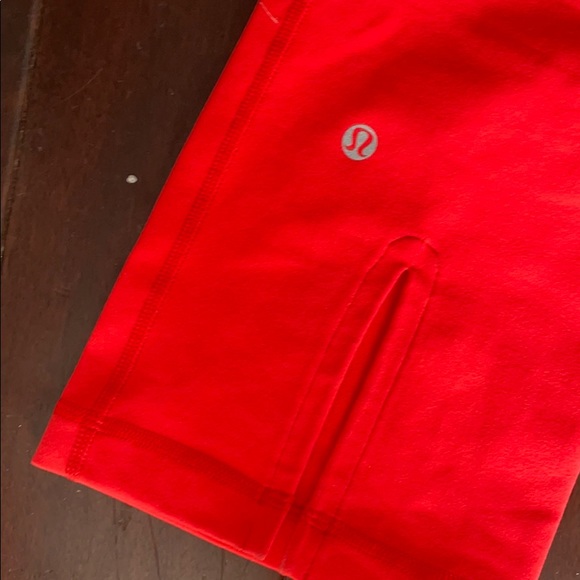Lululemon crop highwaisted straight leg pants ! - Picture 3 of 5